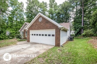 3212 Rock Creek Dr in Rex, GA - Building Photo - Building Photo