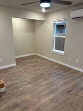 7861 Houston Lp in Medford, OR - Building Photo - Building Photo