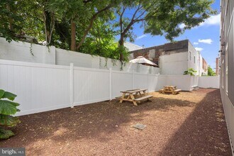 1155 S 15th St in Philadelphia, PA - Building Photo - Building Photo