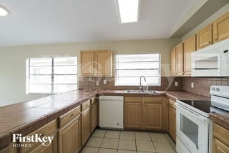 11529 Darlington Dr in Orlando, FL - Building Photo - Building Photo