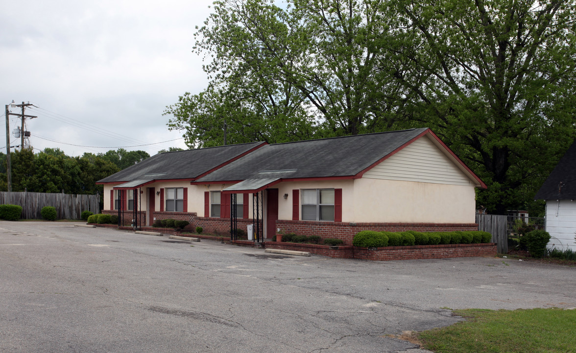 Chestnut Knoll Apartments in Orangeburg, SC - Building Photo