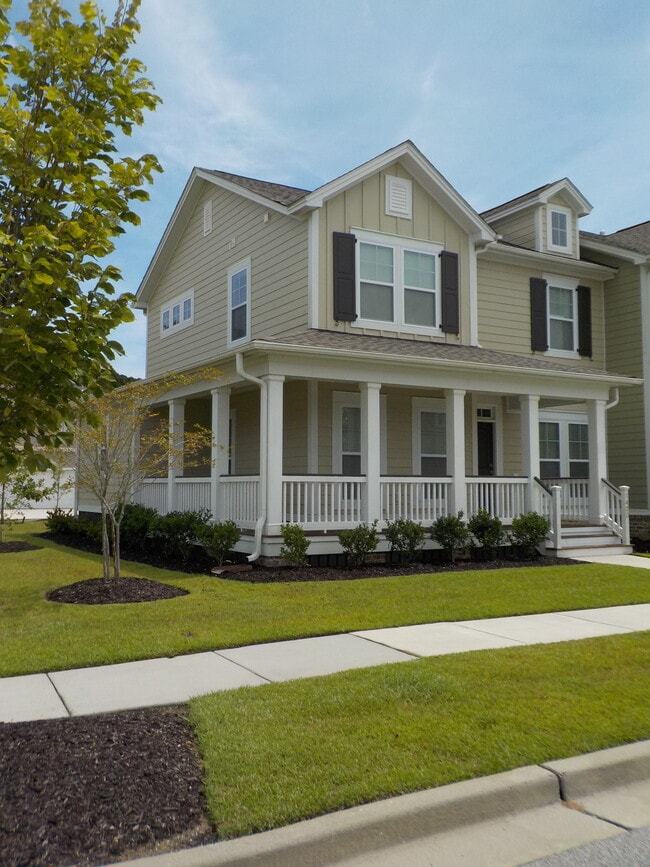 1400 Fox Creek Ln in Mount Pleasant, SC - Building Photo - Building Photo