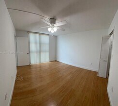 11750 SW 18th St in Miami, FL - Building Photo - Building Photo