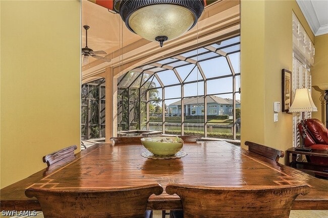 540 Snell Ct in Marco Island, FL - Foto de edificio - Building Photo