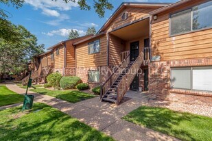 2265 S Buckley Rd in Aurora, CO - Building Photo