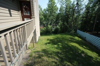 5593 Big Bear Wy in Anchorage, AK - Building Photo - Building Photo