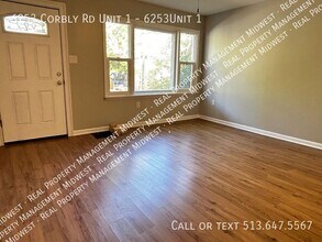 6253 Corbly Rd in Cincinnati, OH - Building Photo - Building Photo