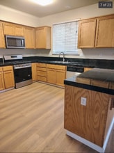 609 Chateau Way in Vacaville, CA - Building Photo - Building Photo