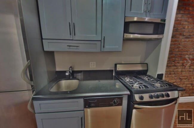 BARROW ST., Unit 3D in New York, NY - Foto de edificio - Building Photo