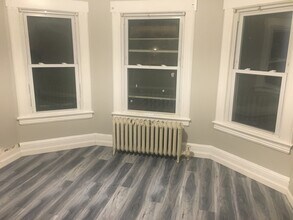 60 Summit Ave, Unit 60 Summit 4 BR in North Plainfield, NJ - Building Photo - Building Photo