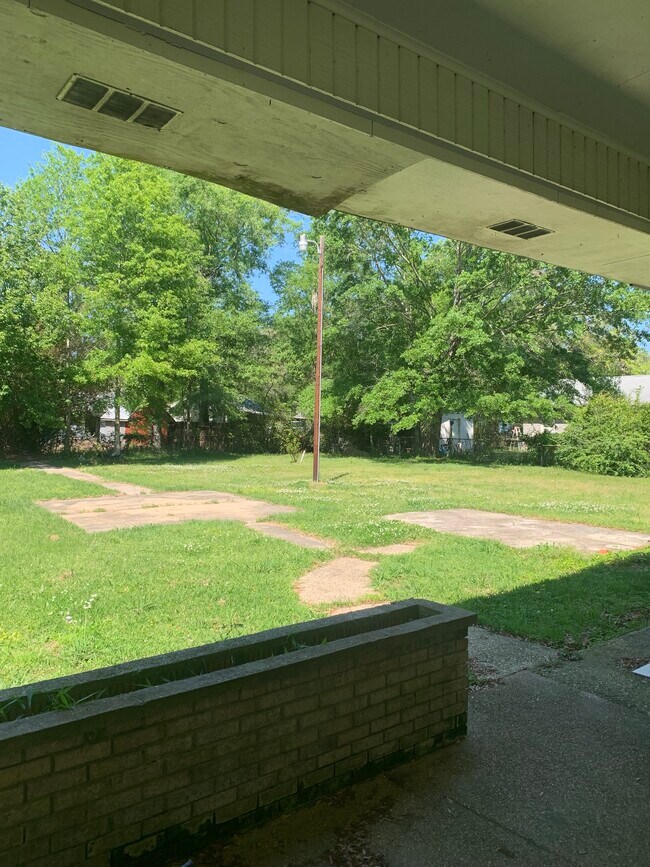 505 E Mulberry St in Amite, LA - Building Photo - Building Photo