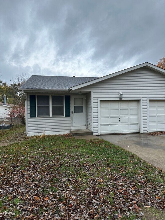 1003 Zollinger Rd-Unit -1003-A in Goshen, IN - Building Photo