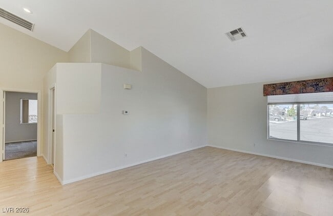 7633 W Falcon Wing Ave in Las Vegas, NV - Building Photo - Building Photo