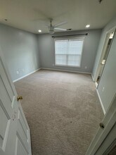 13909 Clarkwood Ln in Laurel, MD - Foto de edificio - Building Photo