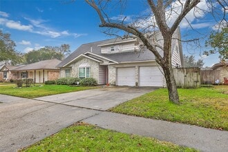 3615 Acorn Springs Ln in Spring, TX - Foto de edificio - Building Photo