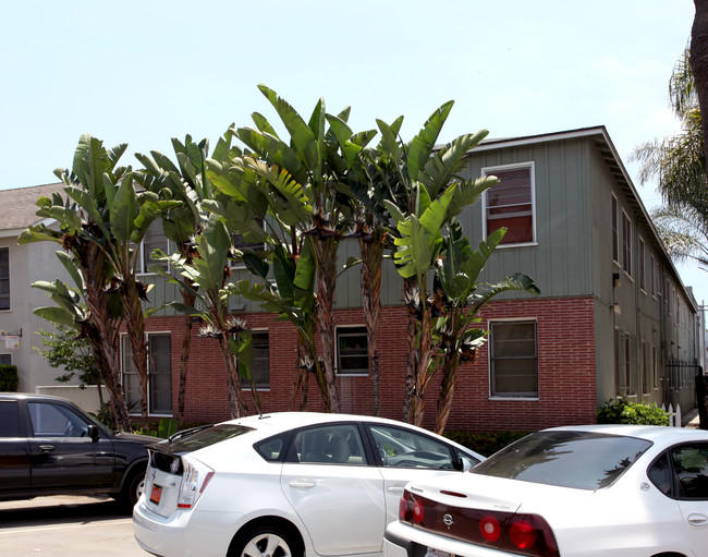 1218 E 2nd in Long Beach, CA - Foto de edificio - Building Photo