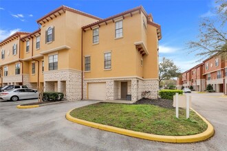 6119 Metrowest Blvd in Orlando, FL - Building Photo - Building Photo