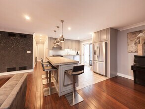 2627 N Ridge Ave in Arlington Heights, IL - Building Photo - Building Photo