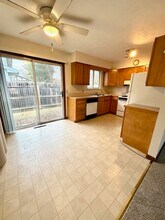 6247 Amanda Dr in Saginaw, MI - Foto de edificio - Building Photo