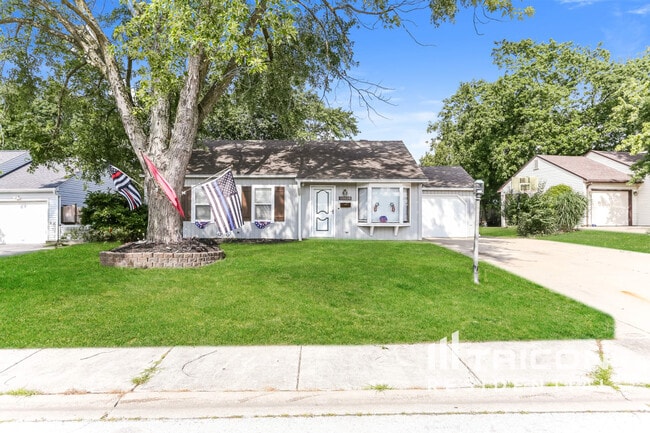 property at 15028 Holiday Ct