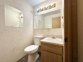 7646 Shilohwood Pl NW in Bremerton, WA - Building Photo - Building Photo