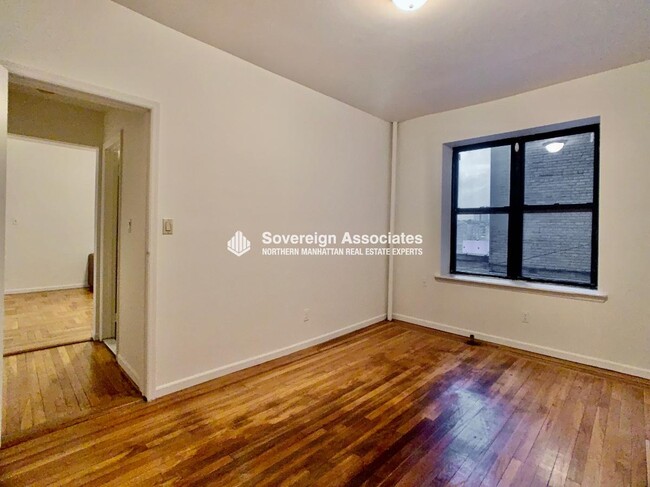 590 Fort Washington Ave in New York, NY - Building Photo - Building Photo