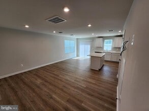 619 Laurelwood Cir in Winchester, VA - Building Photo - Building Photo