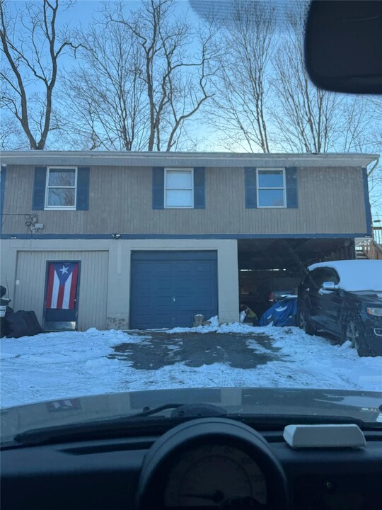 1535 NY-208 in Washingtonville, NY - Building Photo