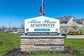 Alice Place Senior Living in Waukee, IA - Foto de edificio - Building Photo