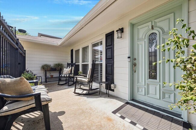 5430 Windswept Ln in Houston, TX - Building Photo - Building Photo
