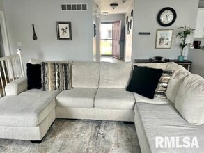 905 Cypress Dr in Colona, IL - Building Photo - Building Photo