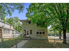 2900 N Colfax Ave in Minneapolis, MN - Building Photo