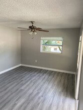 1701 13th Ave S, Unit 2 in St. Petersburg, FL - Building Photo - Building Photo