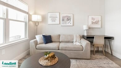 3060 Southcreek Blvd in Orlando, FL - Building Photo - Building Photo