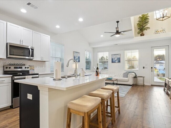 1388 Good Life Wy in Hardeeville, SC - Building Photo - Building Photo