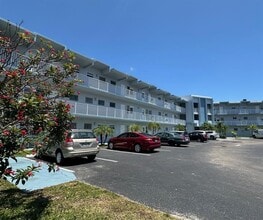 2309 Park Ln in Hollywood, FL - Building Photo - Building Photo
