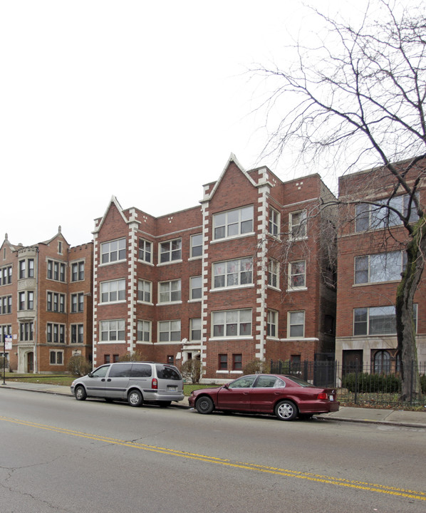 6932-6934 S Jeffrey Blvd in Chicago, IL - Building Photo