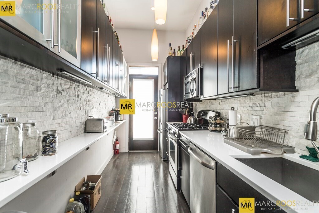 25 Worthington St, Unit 1 in Boston, MA - Building Photo