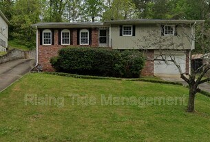 1505 Pine Tree Dr in Birmingham, AL - Building Photo