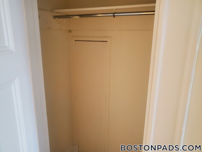 62 Boylston St, Unit 521