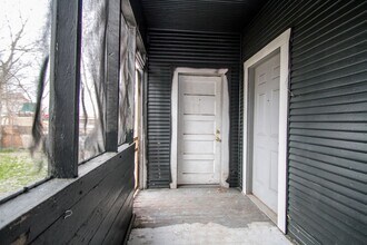 1727 Nolan St in San Antonio, TX - Building Photo - Building Photo