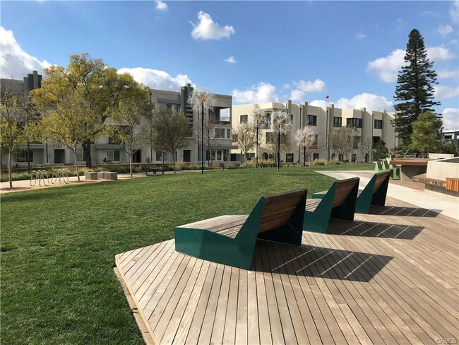 608 Cultivate in Irvine, CA - Building Photo - Building Photo