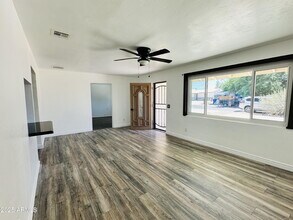 316 N 84th Pl in Mesa, AZ - Building Photo - Building Photo