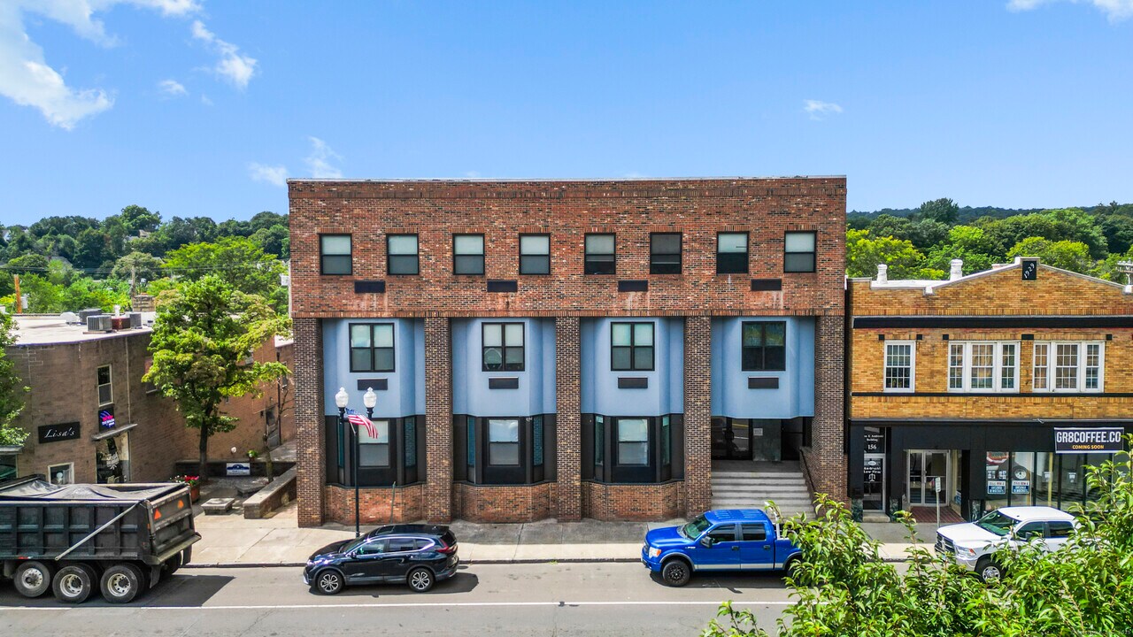 158 Main St in Ansonia, CT - Building Photo