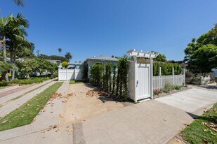 2236-2240 Penmar Avenue in Venice, CA - Building Photo