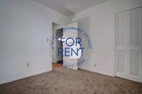 1102 Vermilya Ave photo'