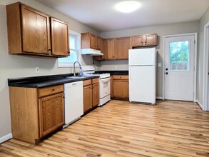 11 Maryland Ave in Middletown, NY - Building Photo - Building Photo