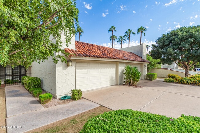 5531 N 71st Pl in Paradise Valley, AZ - Building Photo - Building Photo