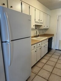 6579 Sinclair St photo'