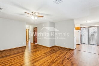 223 Overlook Dr in Derby, KS - Building Photo - Building Photo